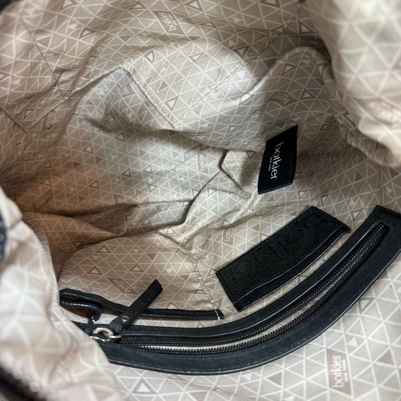 Botkier Logan Leather Hobo Purse Black Leather Crossbody Shoulder Bag - Picture 4 of 12